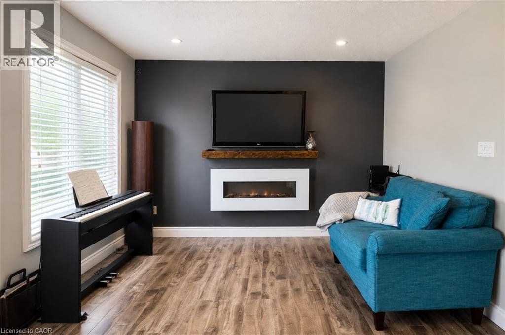 Single Family at 38 TUDOR Street, Kitchener, Ontario - Photo 4 - RE/MAX Garden City Realty