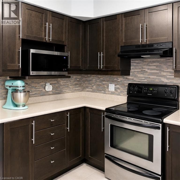 Single Family at 38 TUDOR Street, Kitchener, Ontario - Photo 7 - RE/MAX Garden City Realty