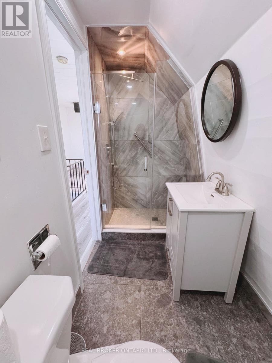 Single Family at 761 Innisfil Beach Road, Innisfil (Alcona), Ontario - Photo 6 - RE/MAX Garden City Realty