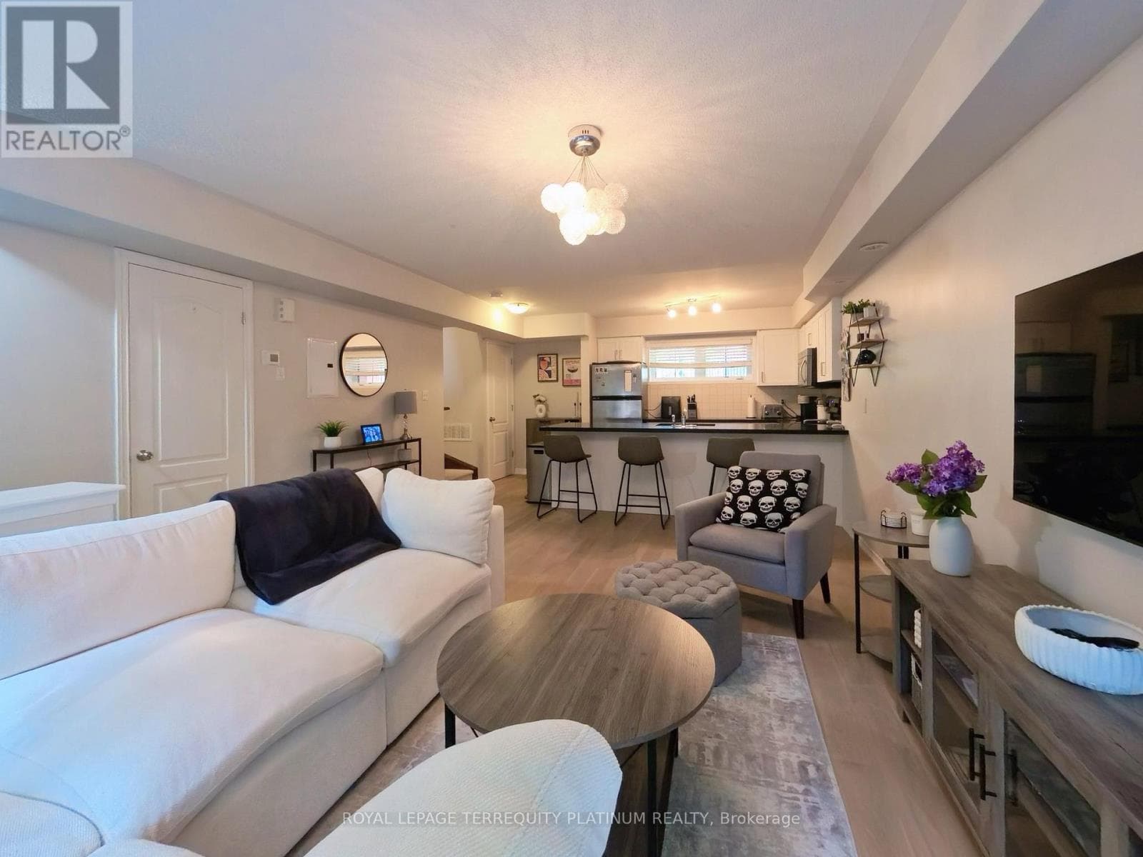 Single Family at 23- 2468 Post Road, Oakville (RO River Oaks), Ontario - Photo 2 - RE/MAX Garden City Realty