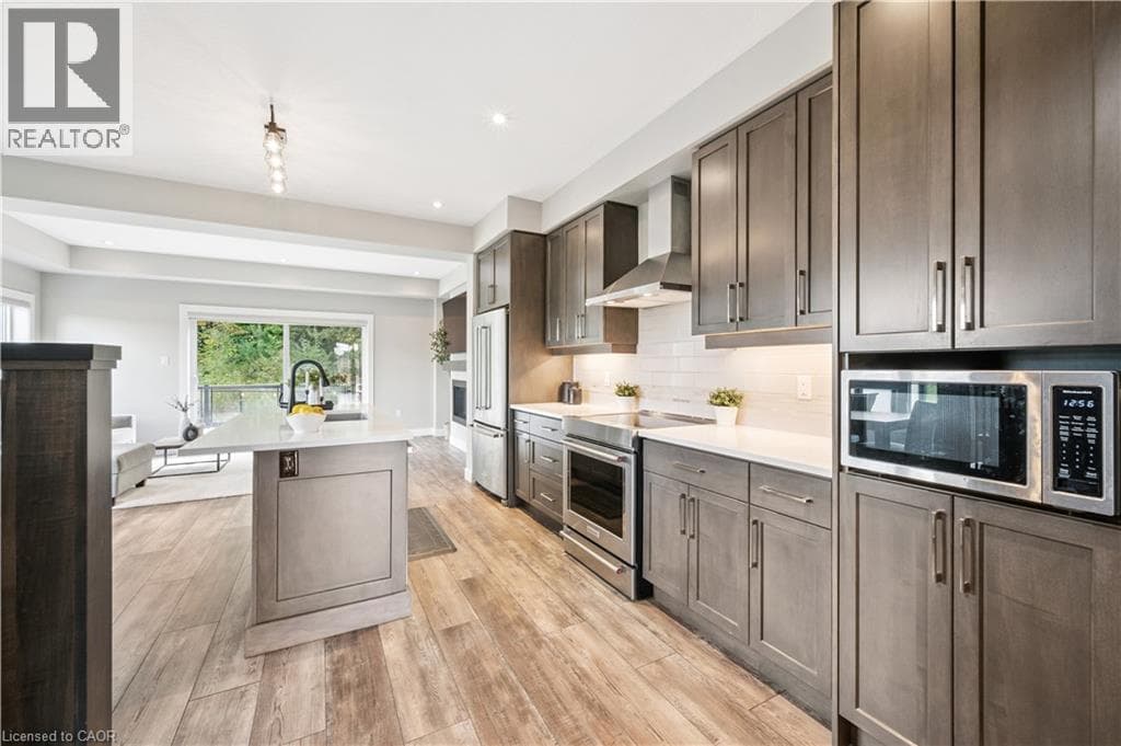 Single Family at 884 ROBERT FERRIE Drive, Kitchener, Ontario - Photo 6 - RE/MAX Garden City Realty