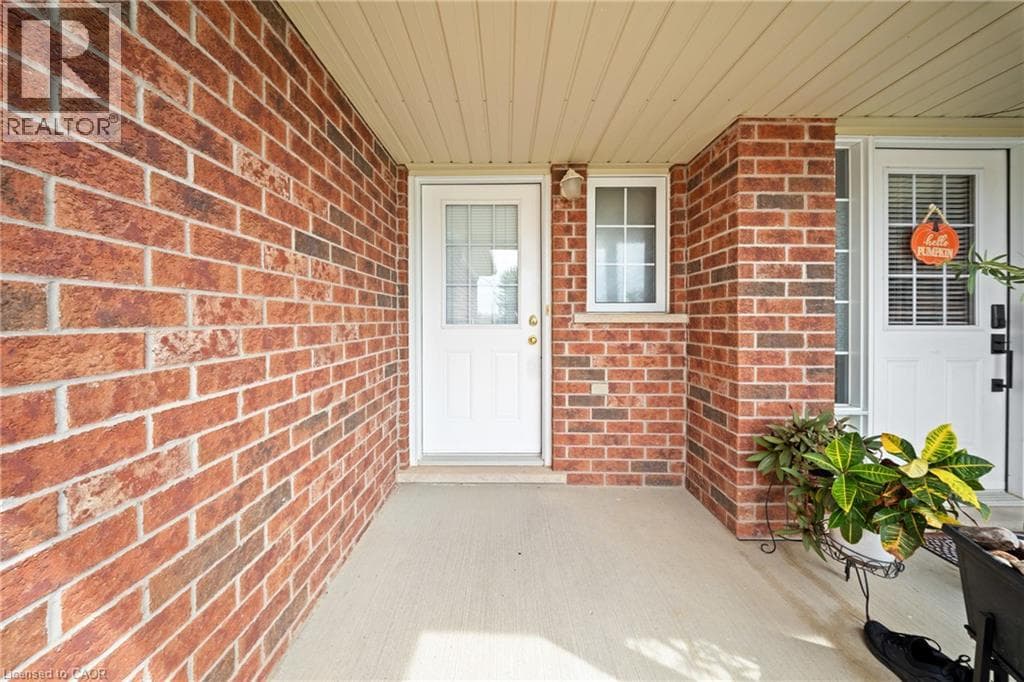 Single Family at 245 RED CLOVER Court, Kitchener, Ontario - Photo 4 - RE/MAX Garden City Realty