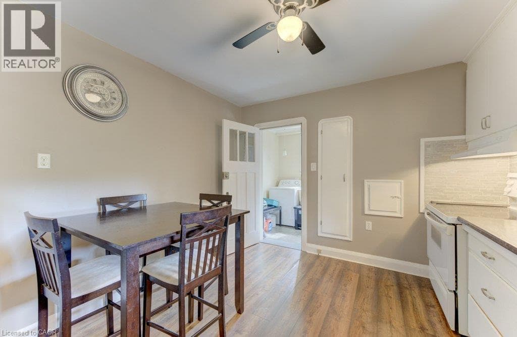 Single Family at 21 WAVERLY Road, Kitchener, Ontario - Photo 10 - RE/MAX Garden City Realty