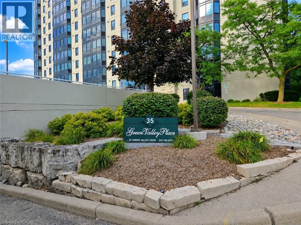 Single Family at 1511- 35 GREEN VALLEY Drive, Kitchener, Ontario - Photo 3 - RE/MAX Garden City Realty