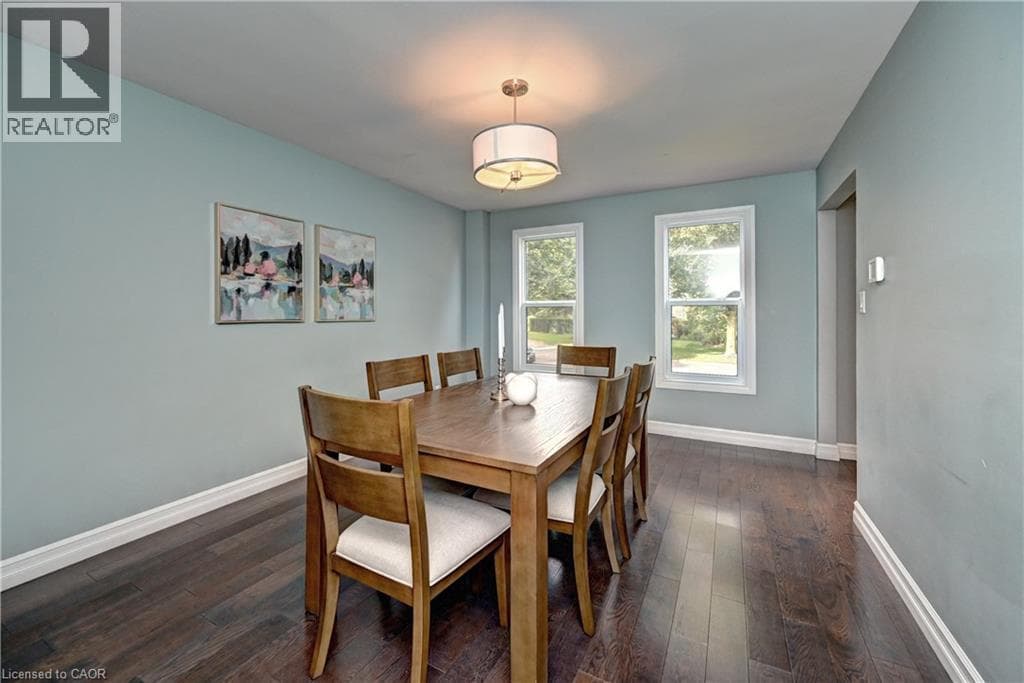 Single Family at 28 NOTCHWOOD Court, Kitchener, Ontario - Photo 8 - RE/MAX Garden City Realty