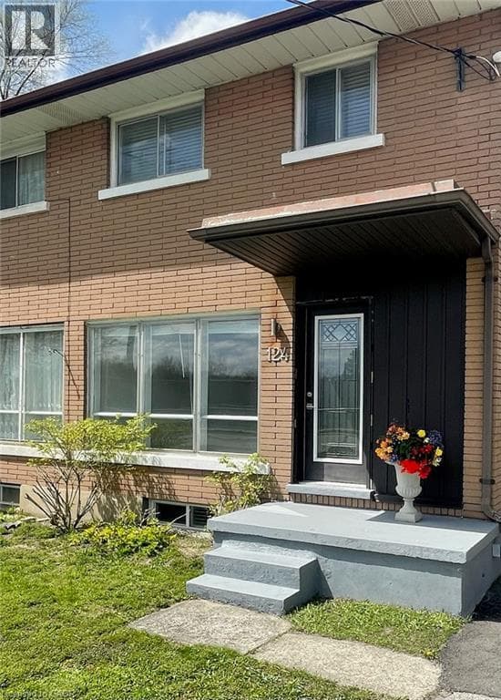 124 AVALON Place