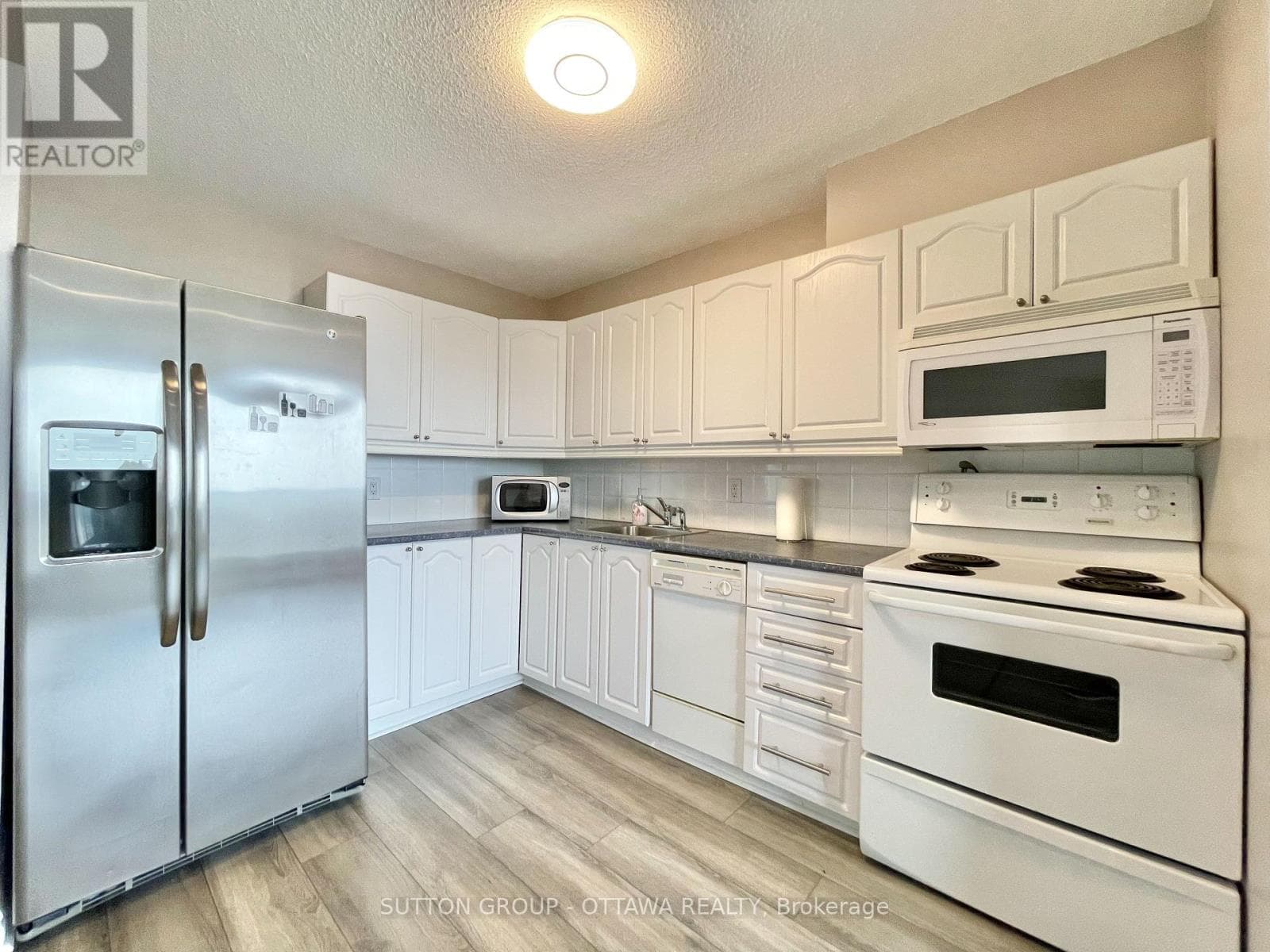 Single Family at 1908- 900 Dynes Road, Ottawa, Ontario - Photo 6 - RE/MAX Garden City Realty