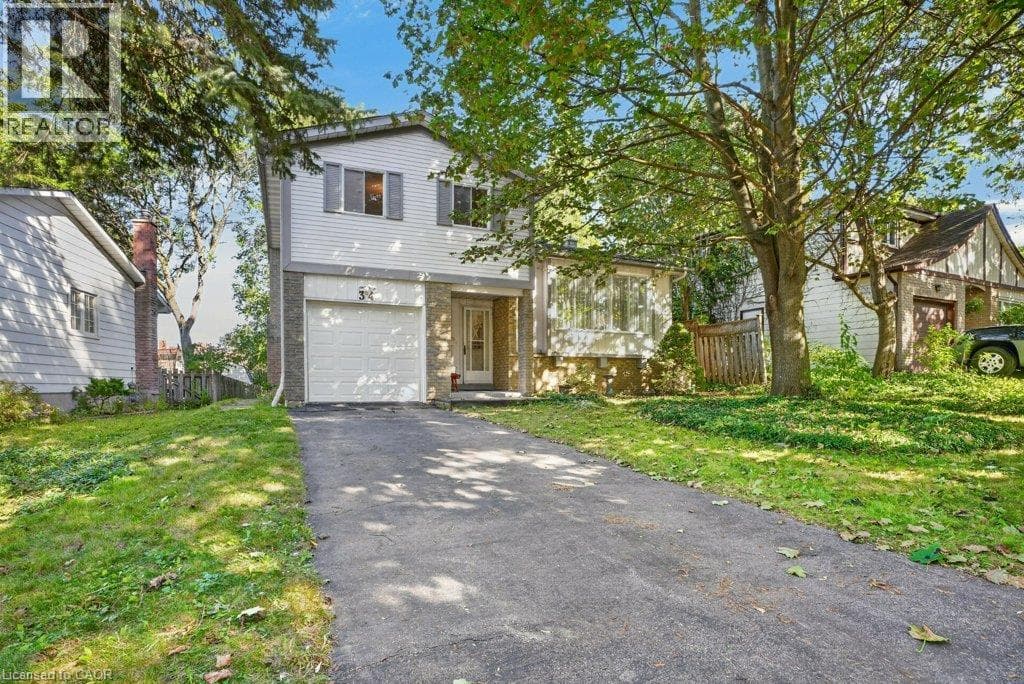 Single Family at 34 GLEN PARK Crescent, Kitchener, Ontario - Photo 2 - RE/MAX Garden City Realty