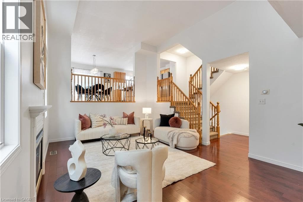 Single Family at 756 KARLSFELD Road, Waterloo, Ontario - Photo 5 - RE/MAX Garden City Realty