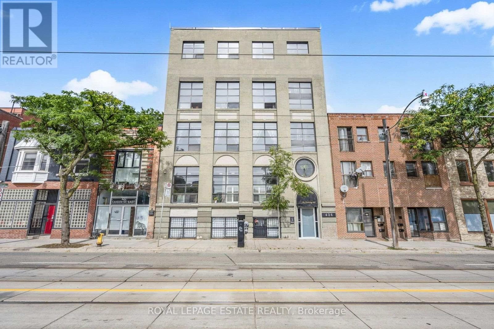 101- 426 Queen Street