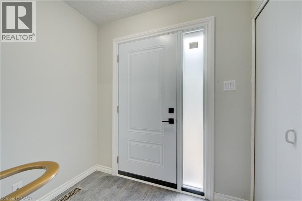Single Family at 4- 417 KEATS Way, Waterloo, Ontario - Photo 5 - RE/MAX Garden City Realty