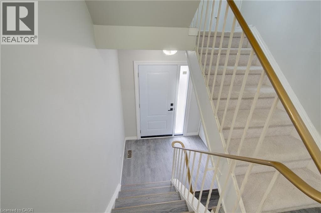 Single Family at 4- 417 KEATS Way, Waterloo, Ontario - Photo 6 - RE/MAX Garden City Realty