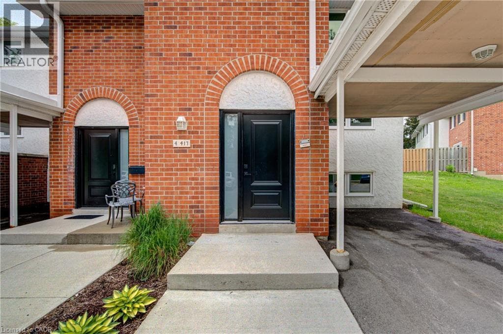 Single Family at 4- 417 KEATS Way, Waterloo, Ontario - Photo 4 - RE/MAX Garden City Realty