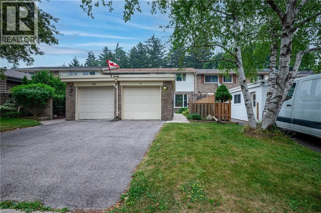 Single Family at 18 RALGREEN Crescent, Kitchener, Ontario - Photo 6 - RE/MAX Garden City Realty