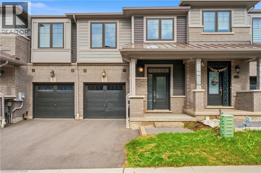 Single Family at 32- 10 BIRMINGHAM Drive, Cambridge, Ontario - Photo 4 - RE/MAX Garden City Realty