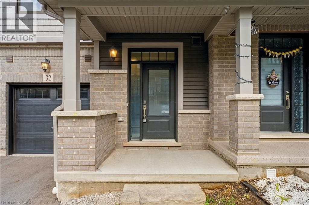 Single Family at 32- 10 BIRMINGHAM Drive, Cambridge, Ontario - Photo 5 - RE/MAX Garden City Realty
