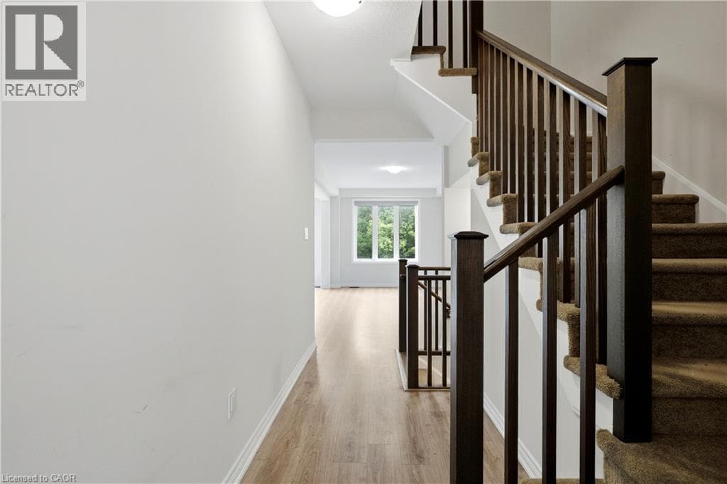 Single Family at 32- 10 BIRMINGHAM Drive, Cambridge, Ontario - Photo 8 - RE/MAX Garden City Realty
