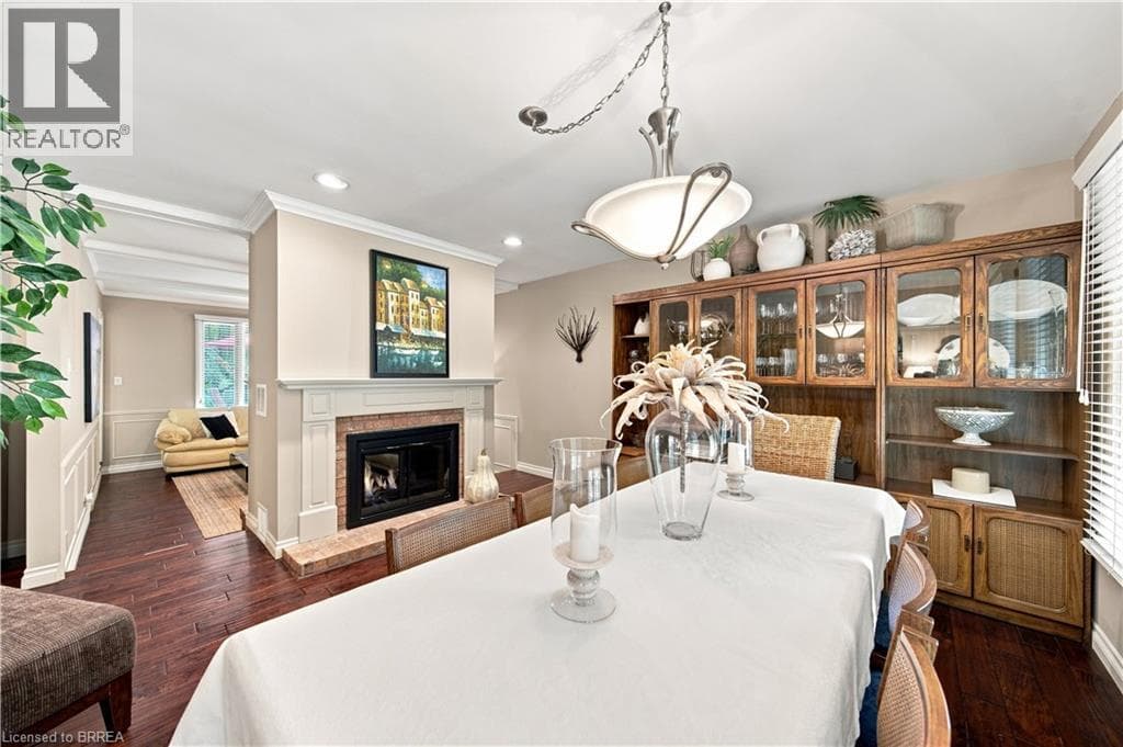 Single Family at 24 PRIMROSE Path, Kitchener, Ontario - Photo 7 - RE/MAX Garden City Realty