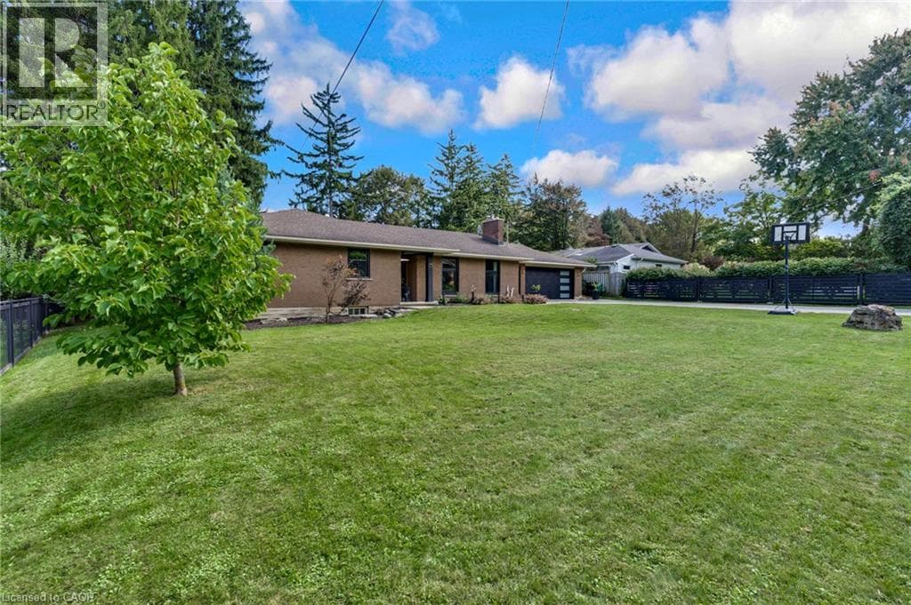 Single Family at 7 SHADYWOOD Lane, Cambridge, Ontario - Photo 2 - RE/MAX Garden City Realty