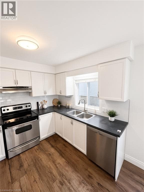 Single Family at 765 ANGLER Way, Waterloo, Ontario - Photo 2 - RE/MAX Garden City Realty