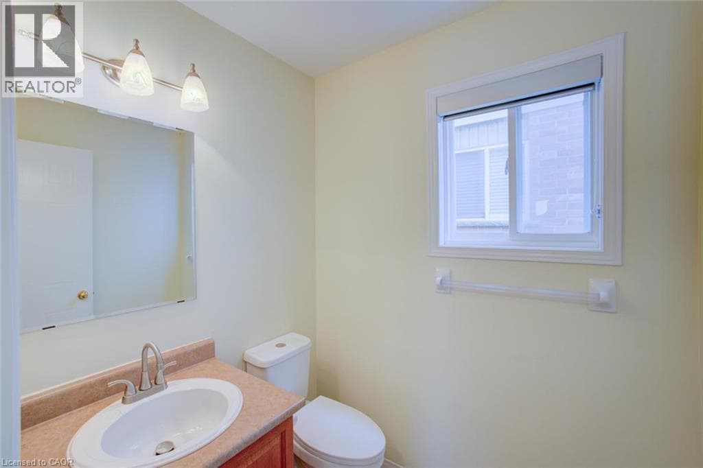 Single Family at 11 KROEGER Crescent, Cambridge, Ontario - Photo 5 - RE/MAX Garden City Realty