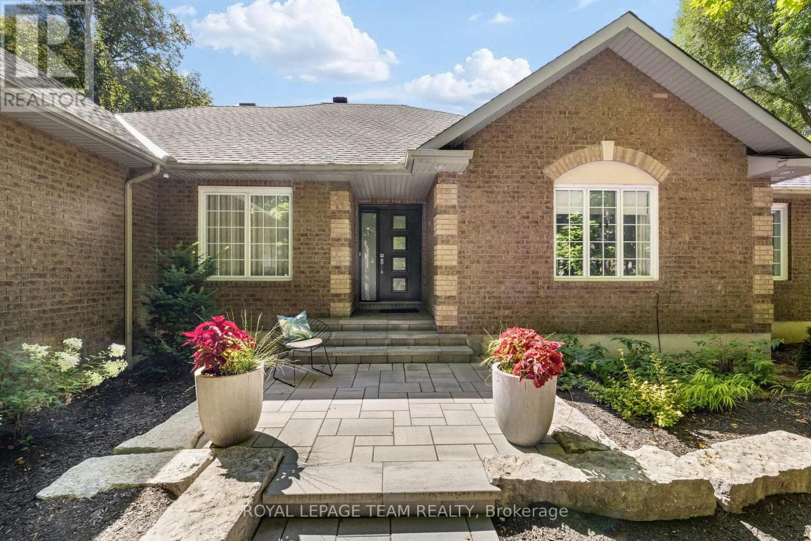 1510 Reindeer Way