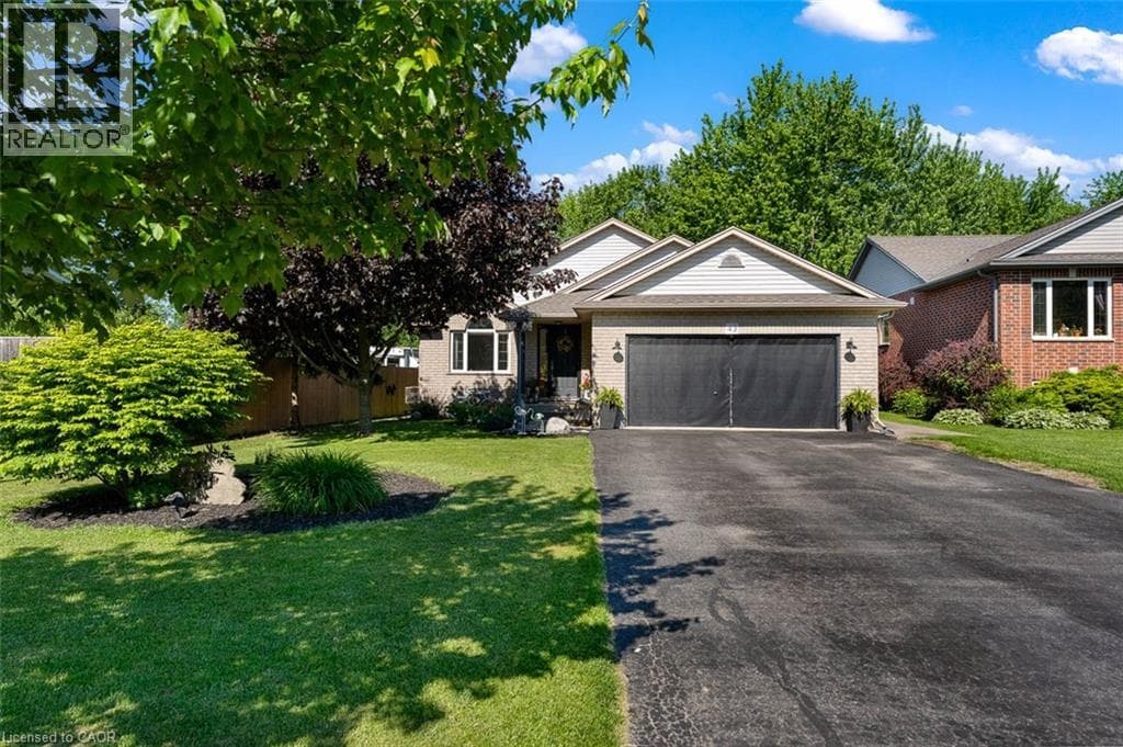 43 THOROLD Avenue