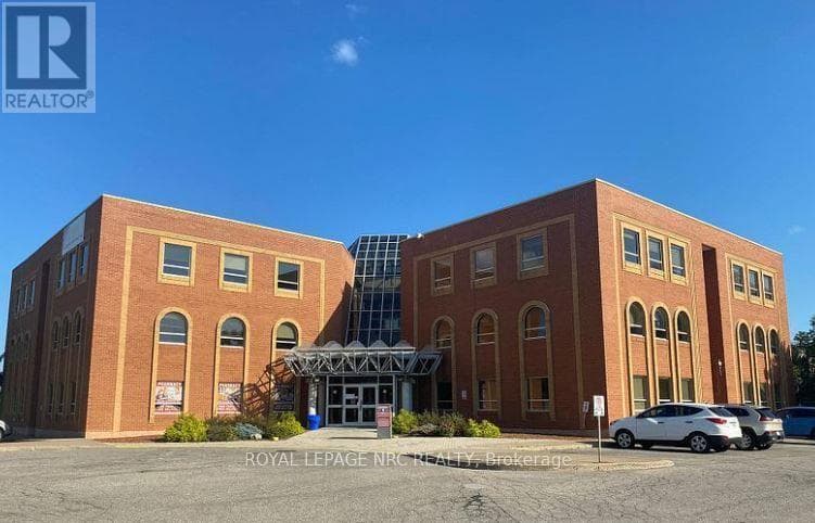 301- 180 Vine Street