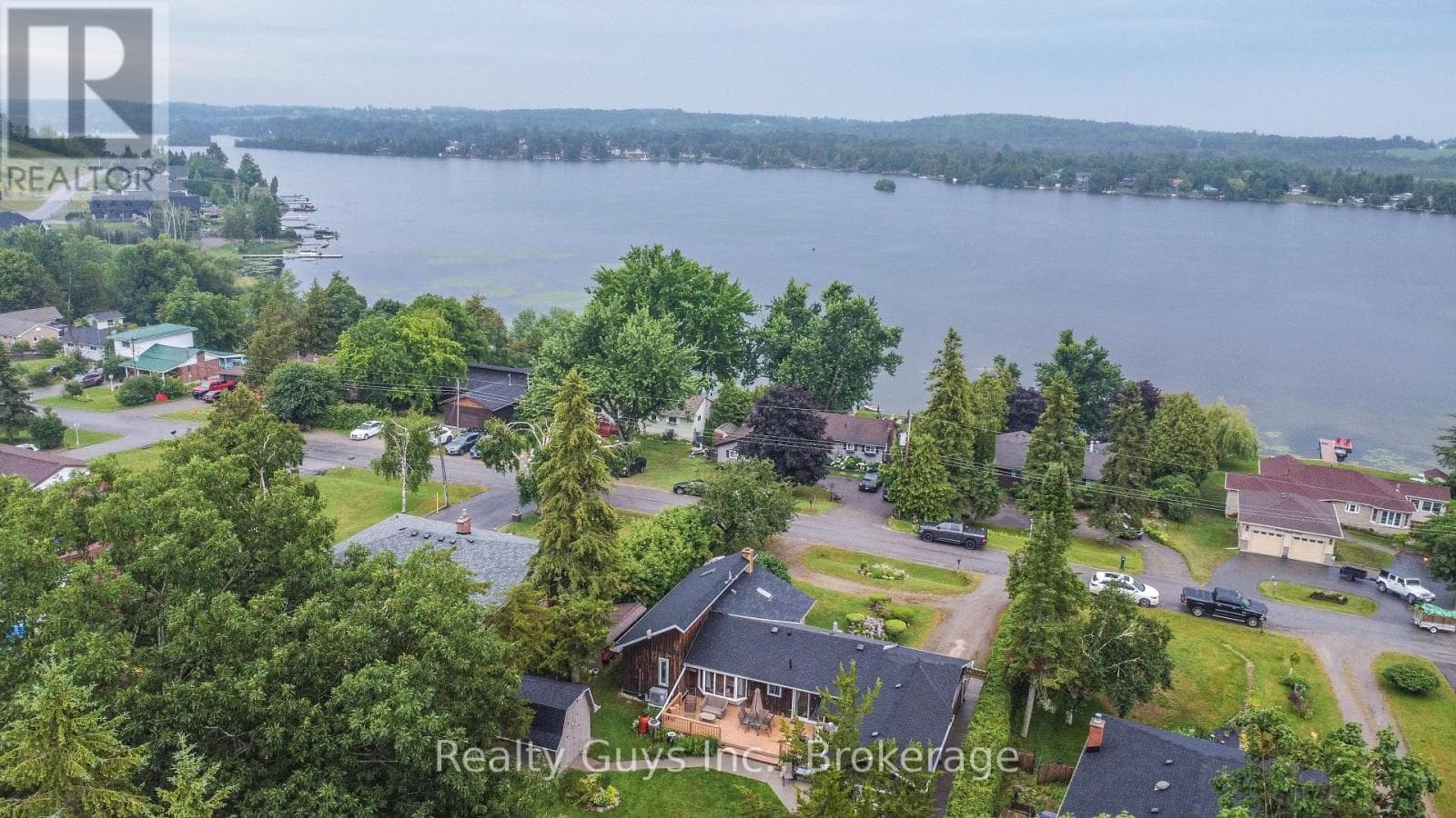 126 Lakeside Drive