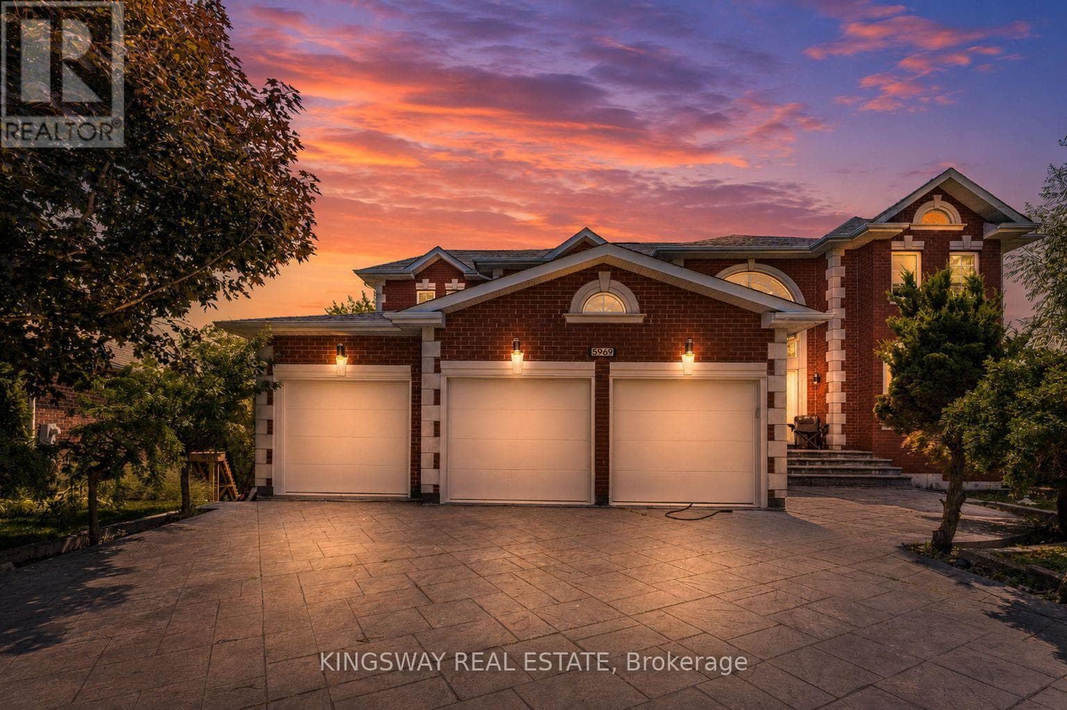 5969 Rayshaw Crescent