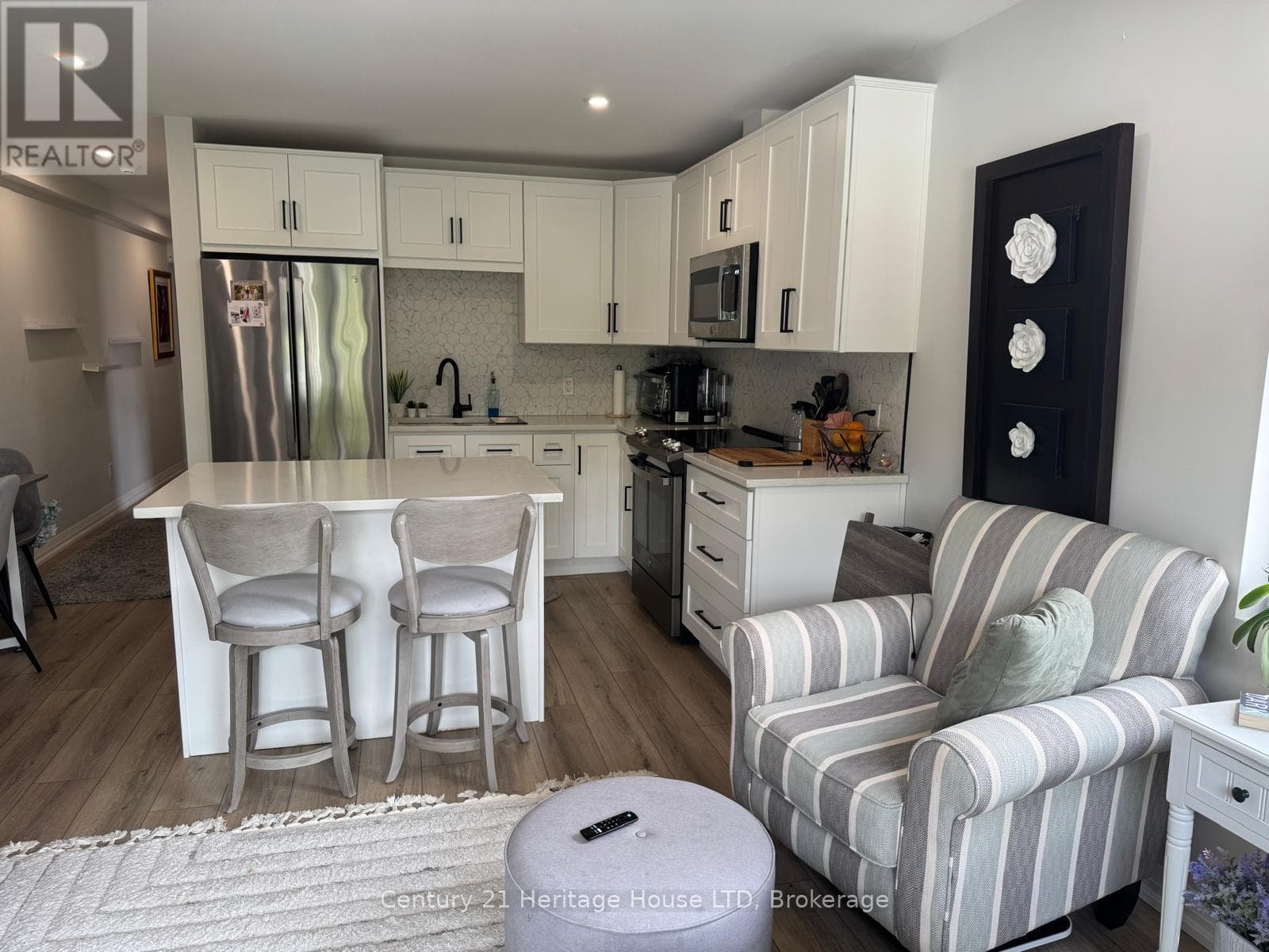 203- 344 Ridge Road