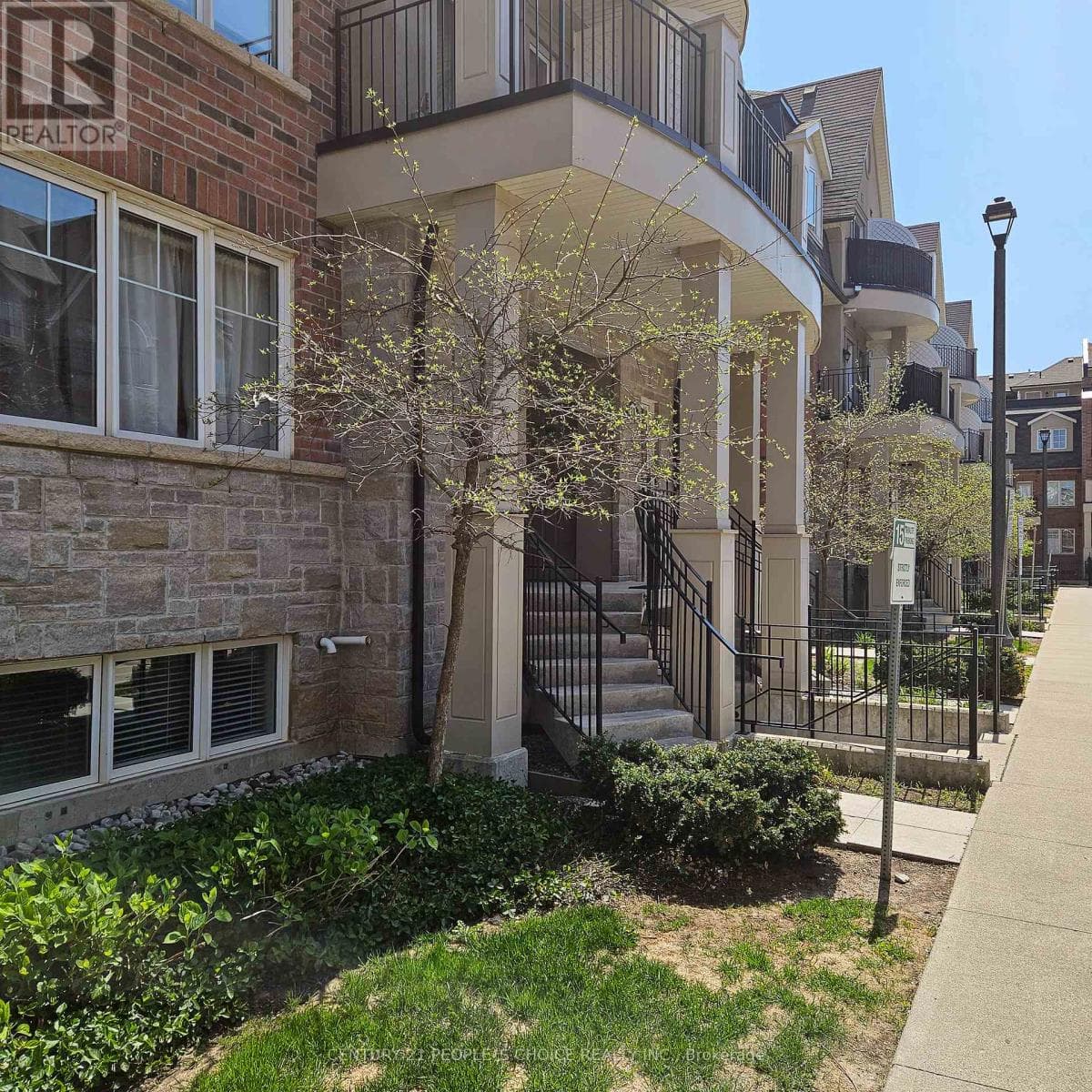 28-04- 2420 Baronwood Drive