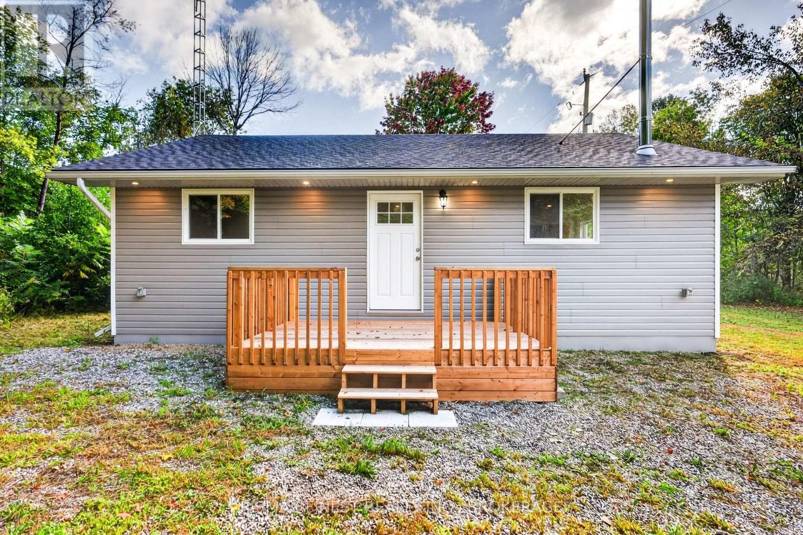 3144 Echo Lake Road