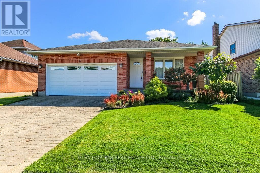 83 Martinet Avenue