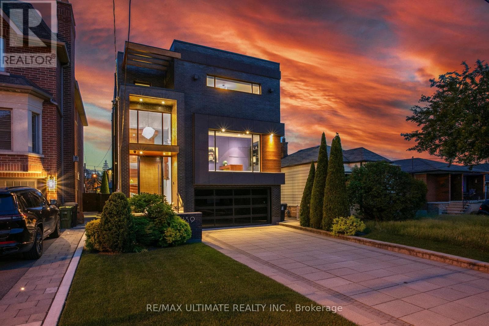 1139 Glengrove Avenue