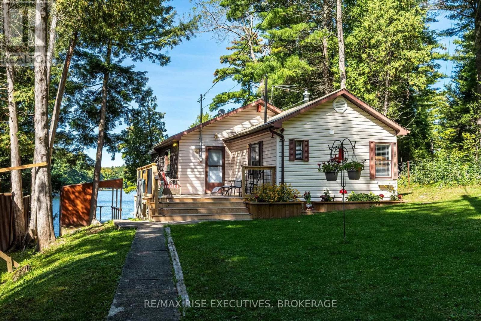 1123 Willys Lane