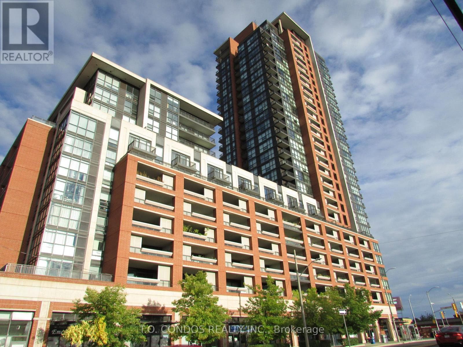 1103- 830 Lawrence Avenue