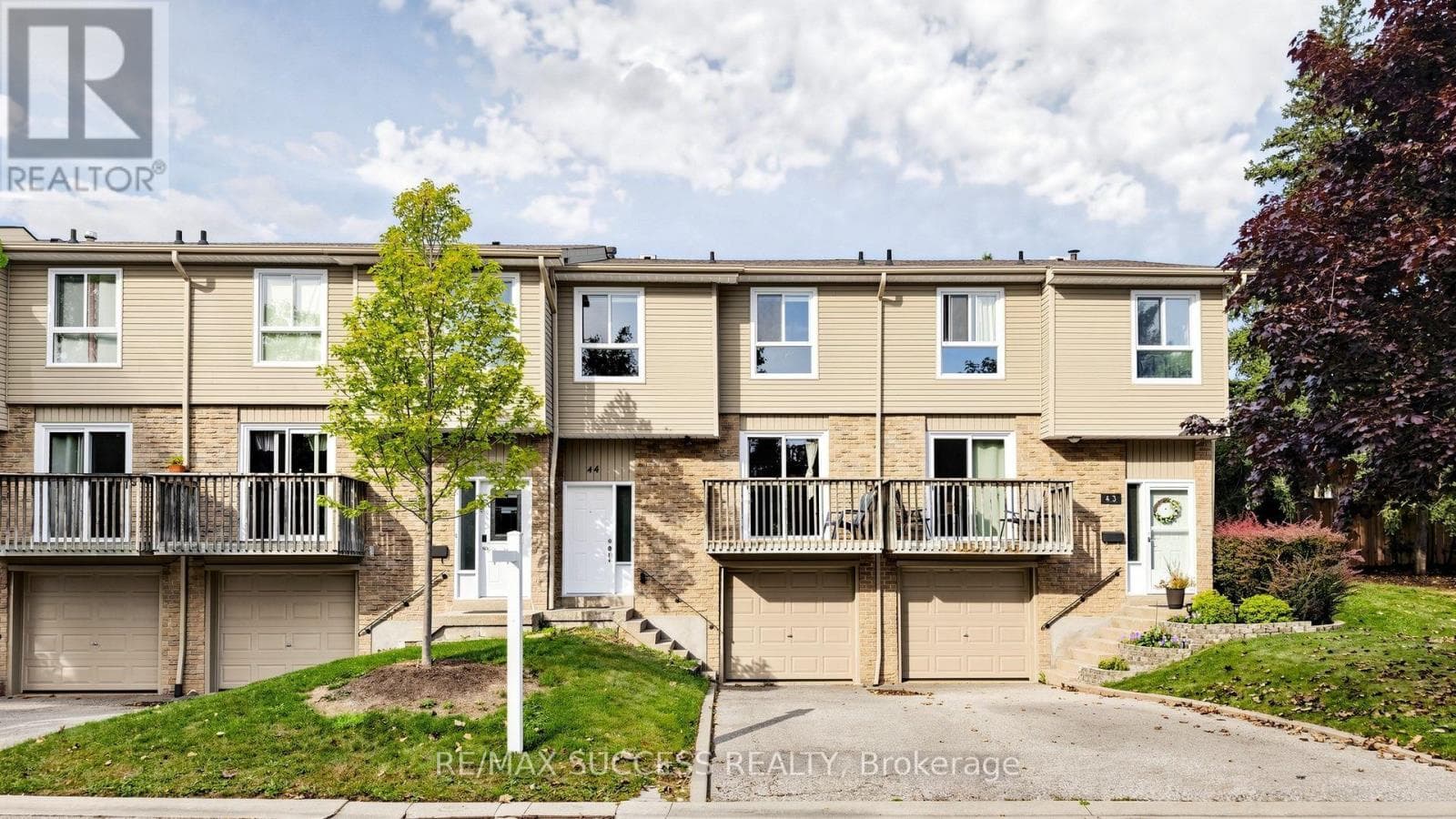 44- 5536 Montevideo Road
