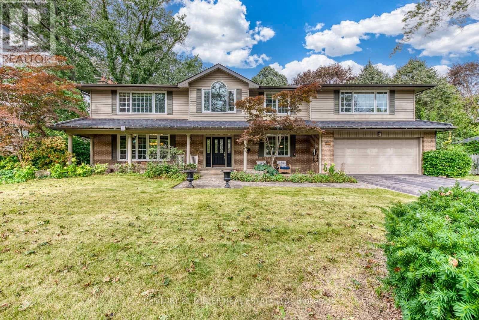 1319 Hillhurst Road