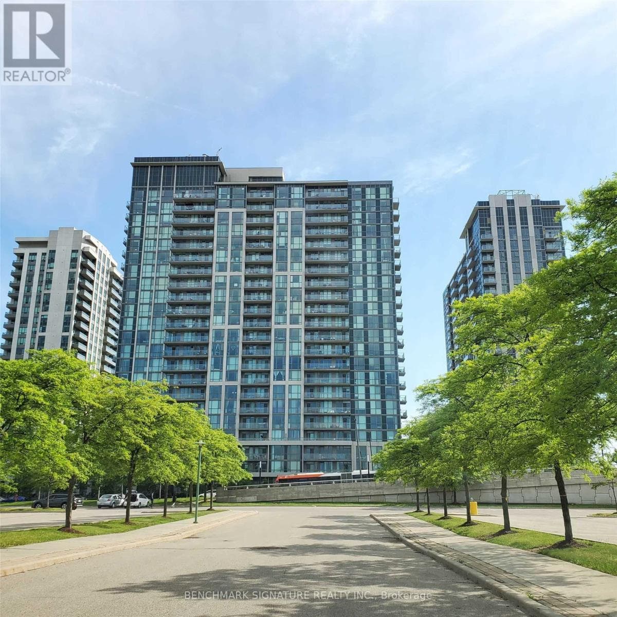 217- 339 Rathburn Road