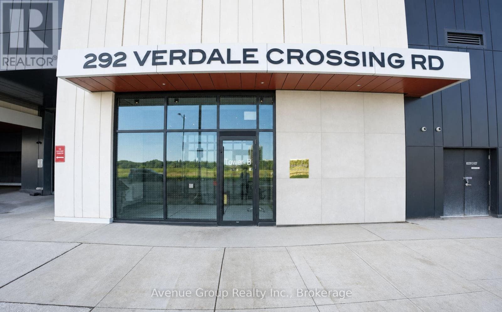 1011- 292 Verdale Crossing