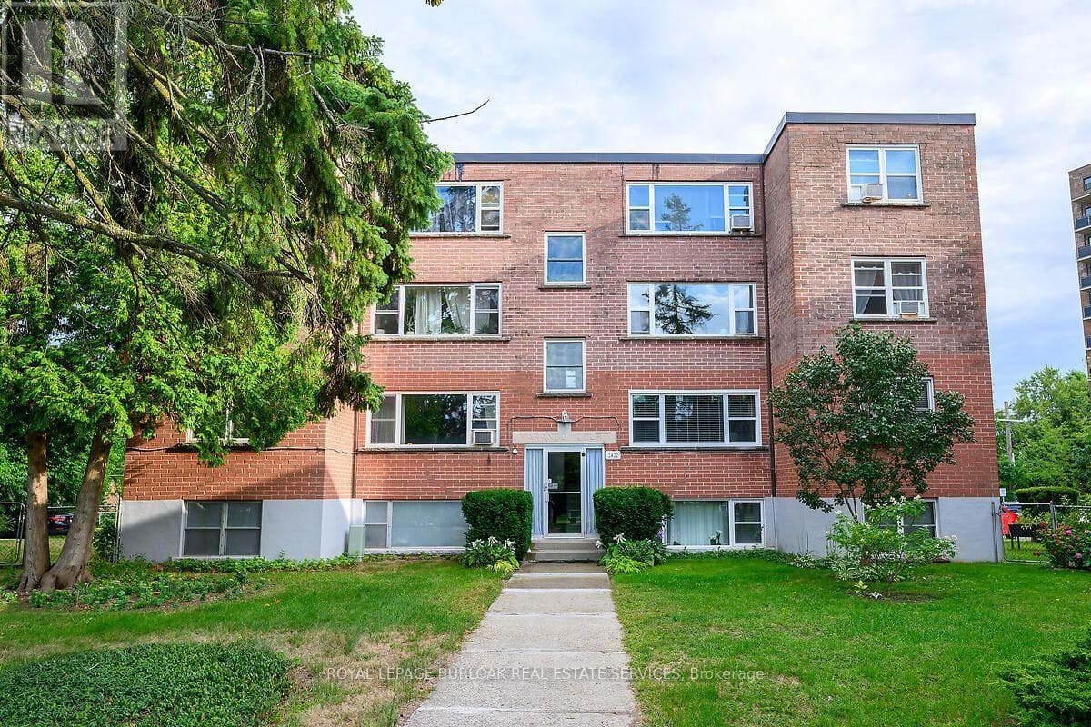 9- 2422 New Street