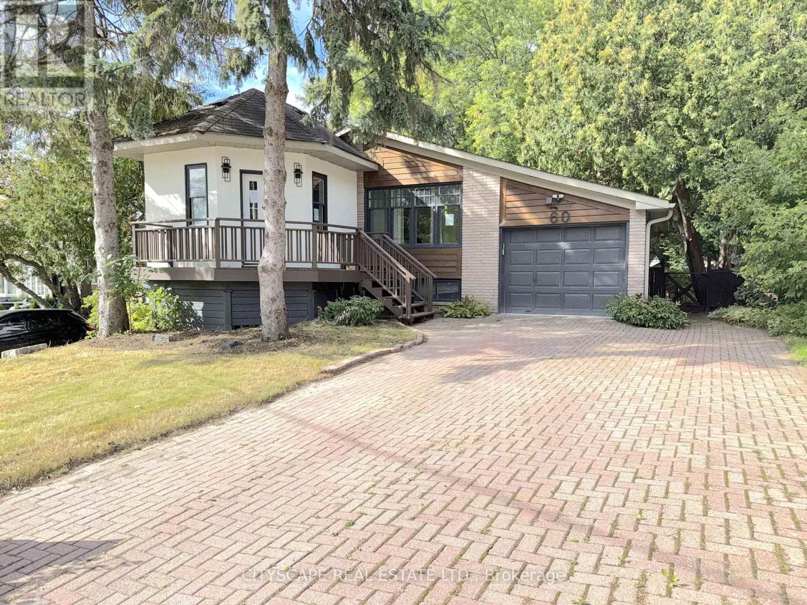 60 Hillview Drive