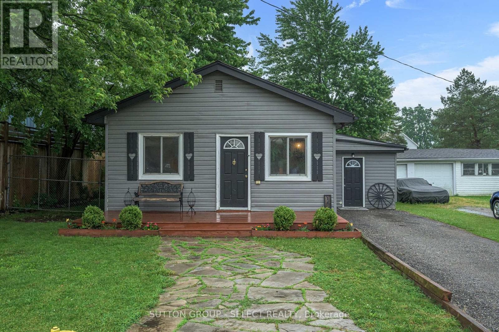 152 Elm Street