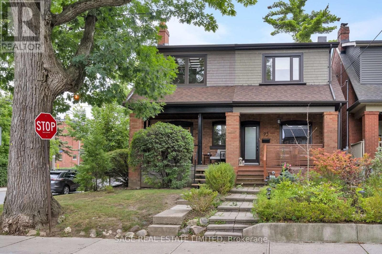 91 Maplewood Avenue