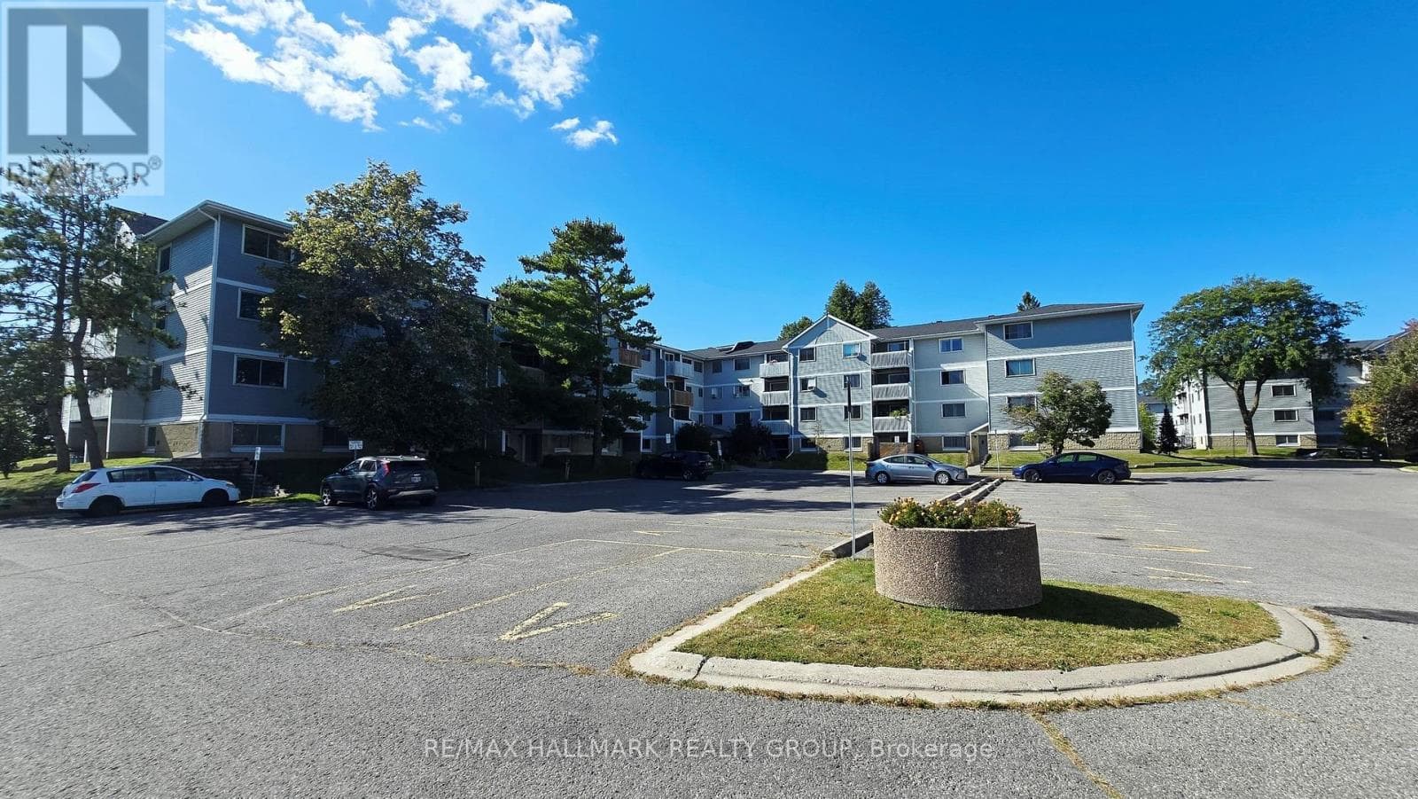 101- 214 Viewmount Drive